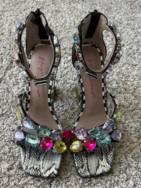 NIB Betsey Johnson Women's Lillie Jewel Detailing High Heel Dress Sandals Size 7 - Picture 3 of 10